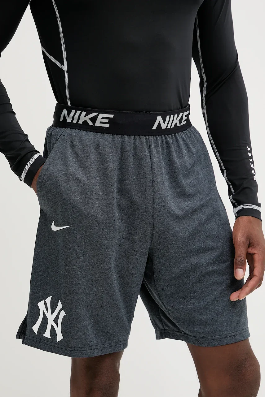 Nike Къс панталон за трениране New York Yankees