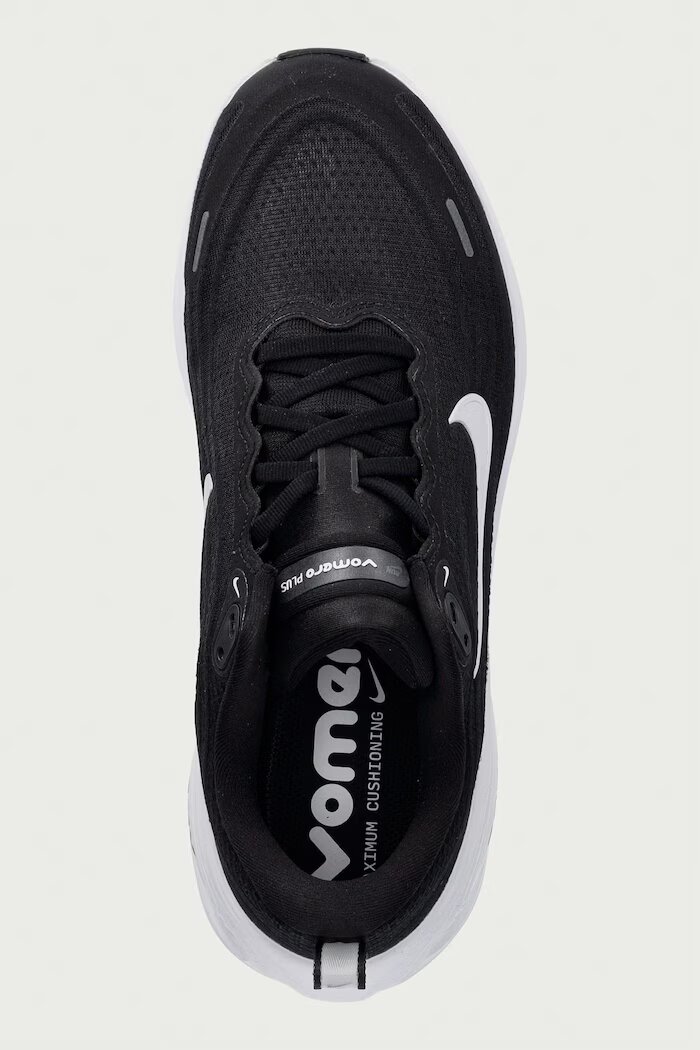Nike обувки за бягане мъжки Vomero Plus черни IH3251.001