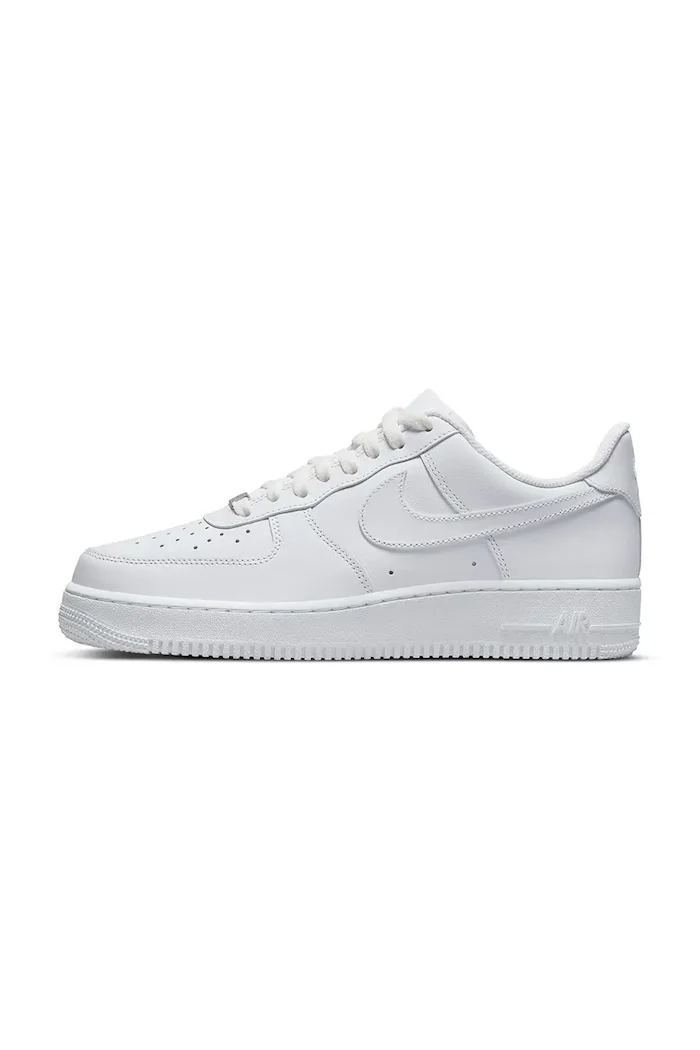 nike sportswear Air Force '07 маратонки мъжки от кожа бели CW2288.111