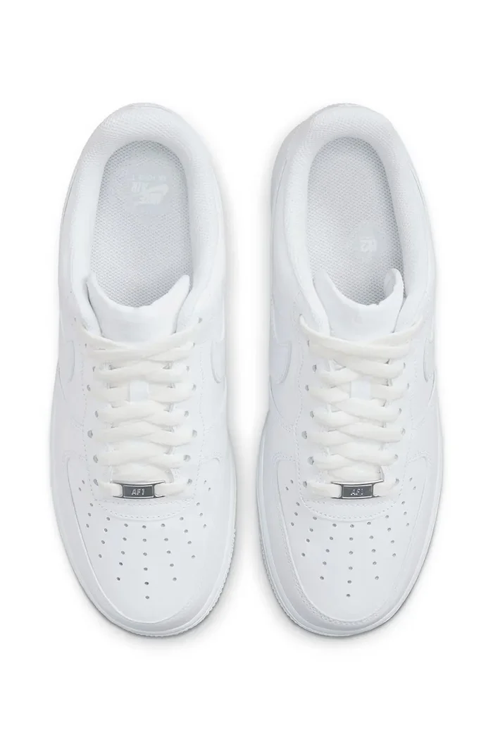 nike sportswear Air Force '07 маратонки мъжки от кожа бели CW2288.111