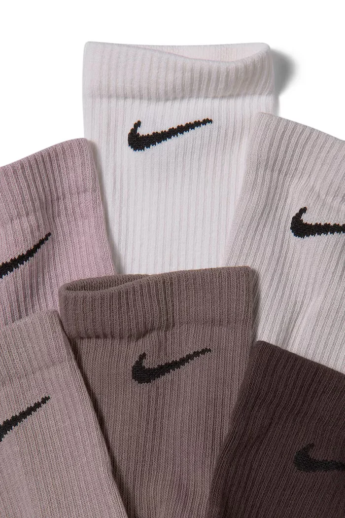 nike sportswear чорапи с памук Everyday Elevated 6-pack многоцветни HQ8021.905