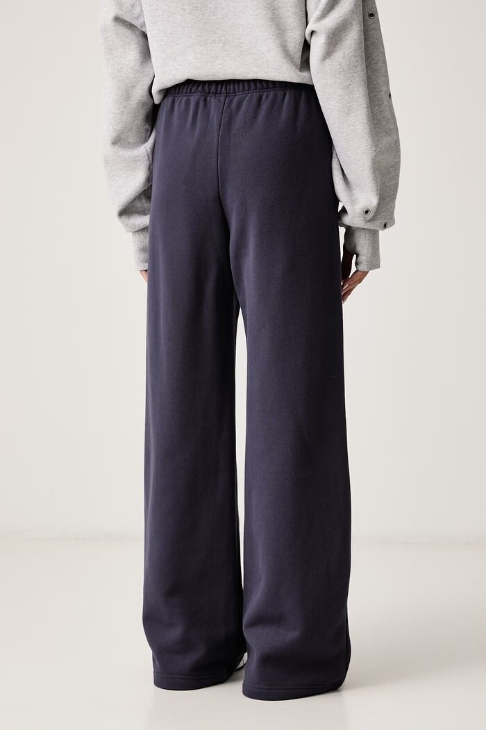 nike sportswear спортен панталон дамски с памук Studio Fleece сив IX7048.013