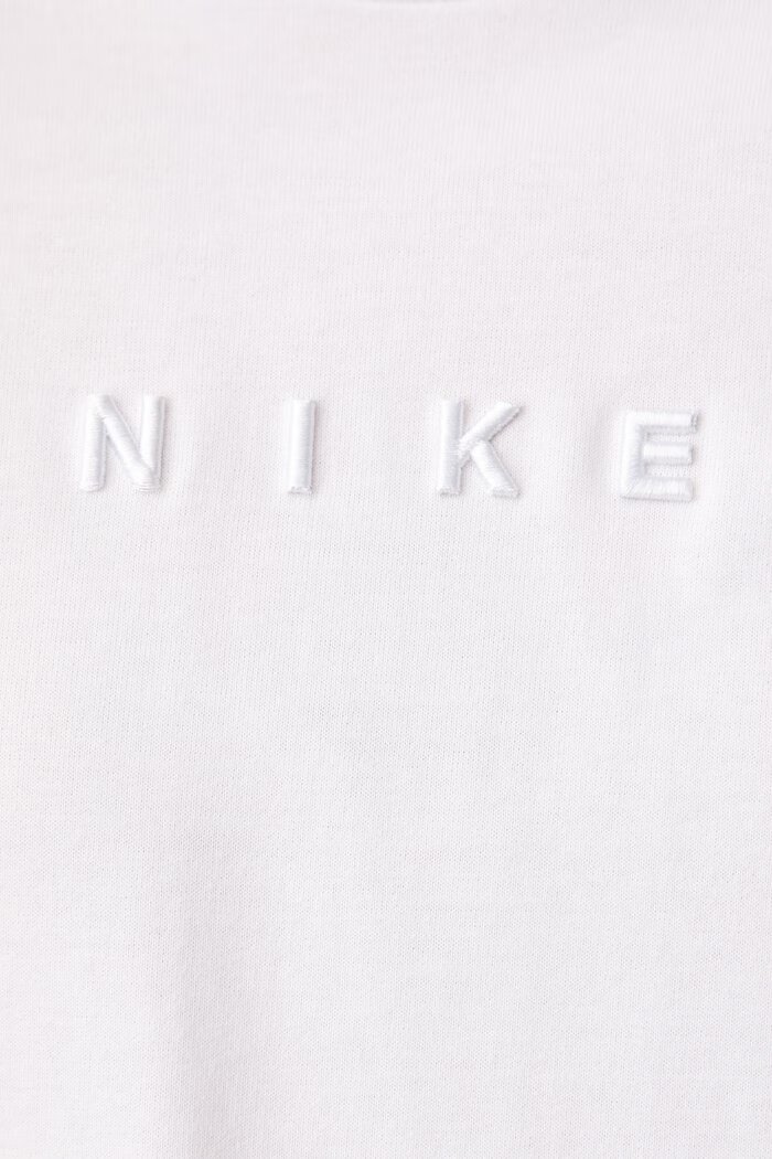 nike sportswear уголемена тениска дамска от памук бяла IO7462.100