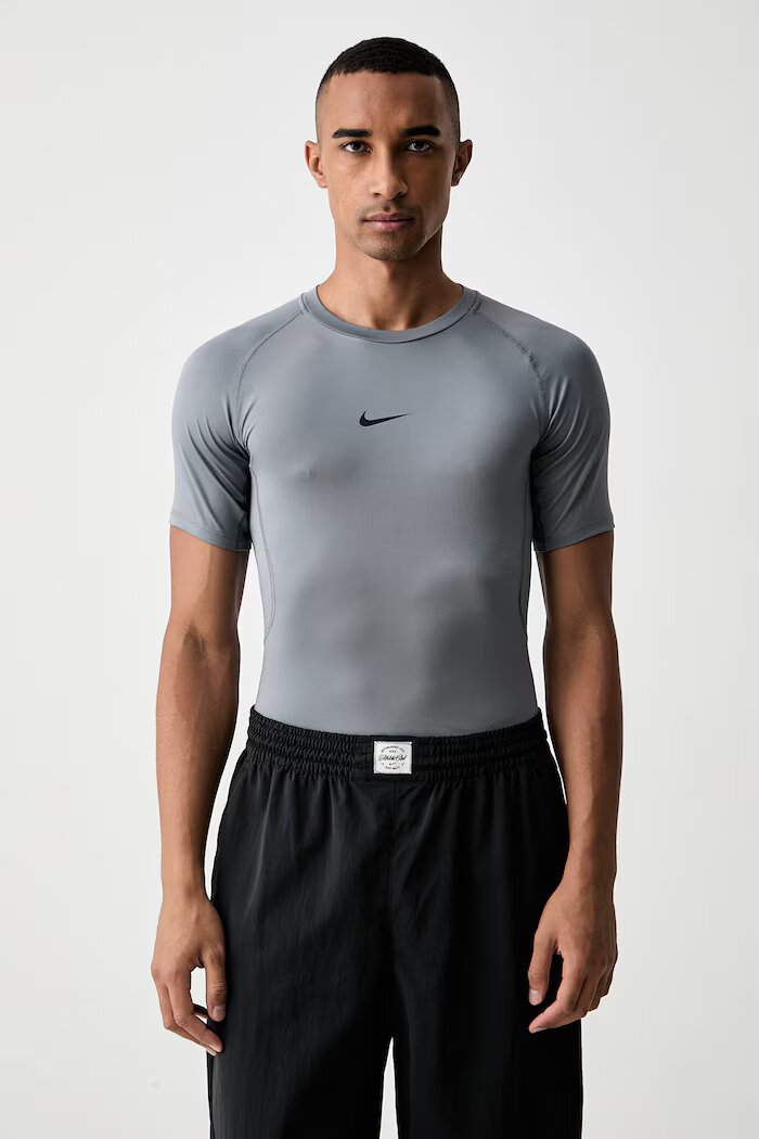 Nike тениска за трениране мъжка Pro сива FB7932.084
