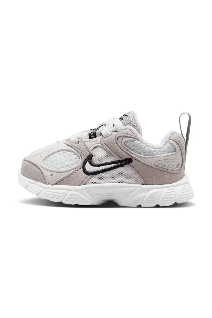 Nike V5 RNR Suede маратонки за бебе бежови IR5161