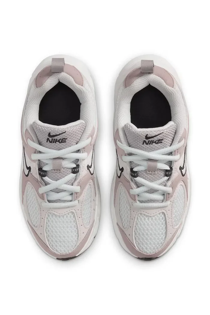 Nike V5 RNR Suede маратонки за деца бежови спортни обувки IR5162