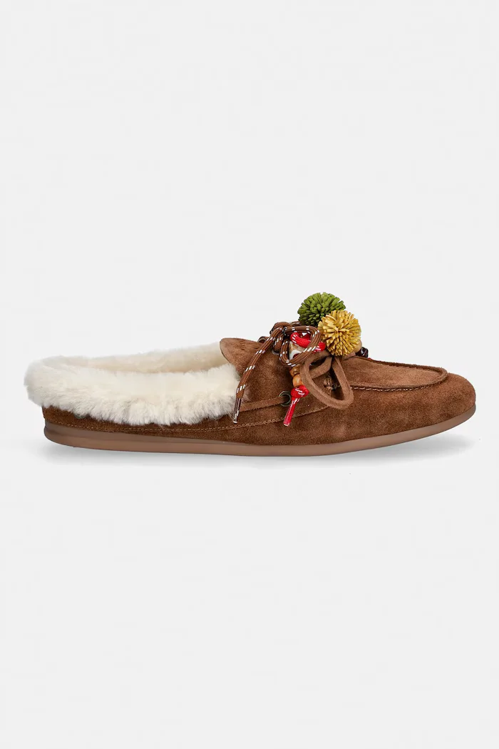 Nokwol Велурени чехли Coco Fur Tan Suede в кафяво Coco Fur Tan Suede