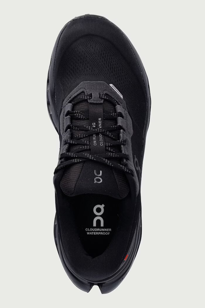 On обувки за бягане дамски Cloudrunner 3 WP черни 3WG10081043