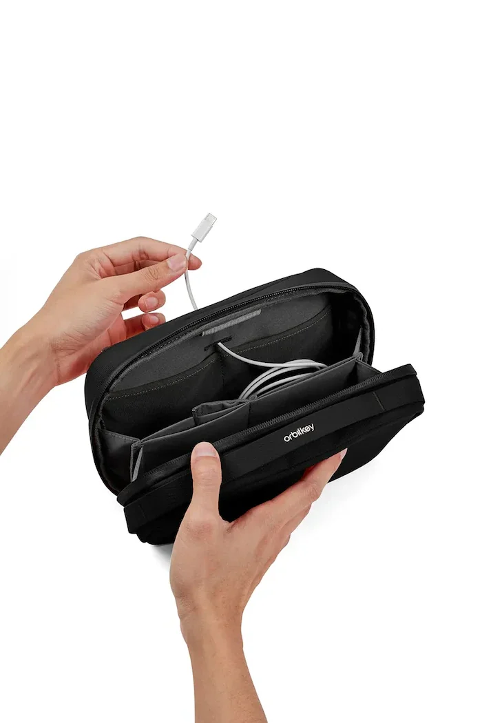 Orbitkey 2в1 органайзер за пътуване Tech Pouch 23 x 14 x 8 cm в черно