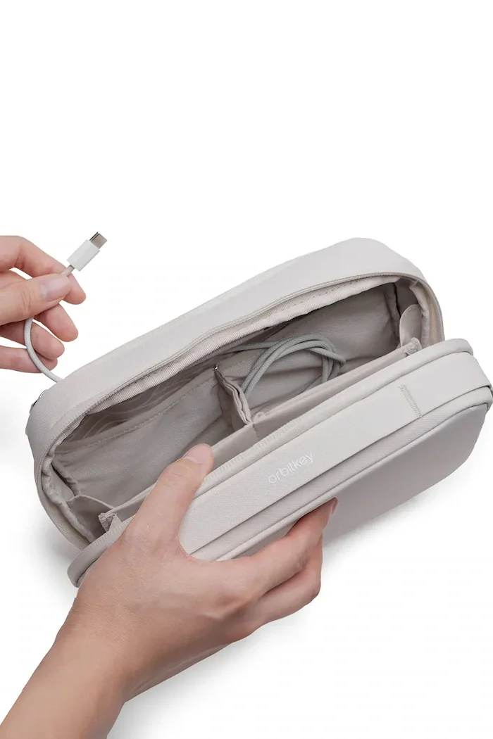 Orbitkey 2в1 органайзер за пътуване Tech Pouch x KonMari 23 x 14 x 8 cm в бежово