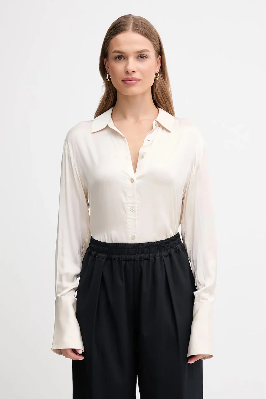 Pedro del Hierro Риза