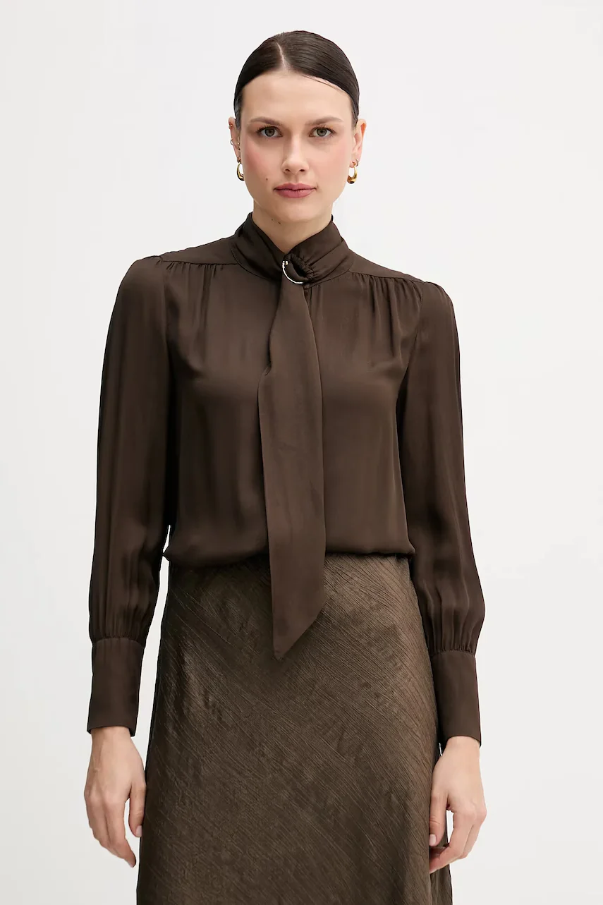 Pedro del Hierro Риза