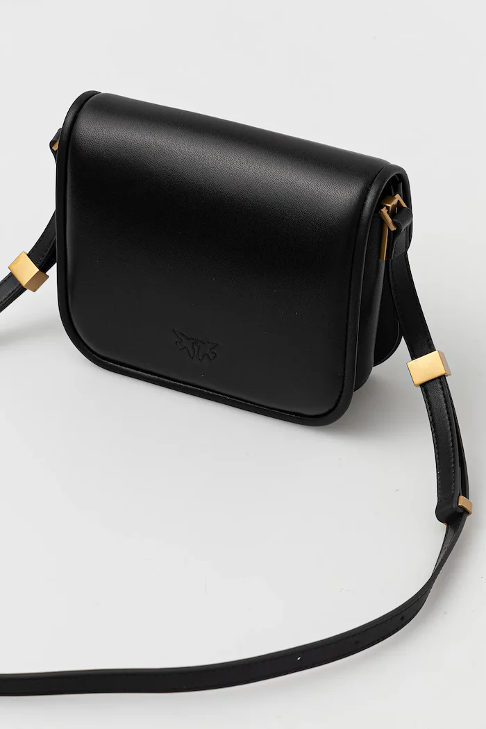 Pinko Кожена чанта в черно 104297 A26L