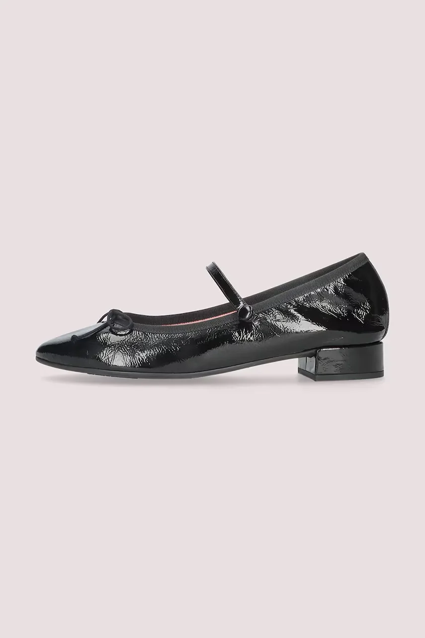 Pretty Ballerinas Кожени балеринки Gretschen
