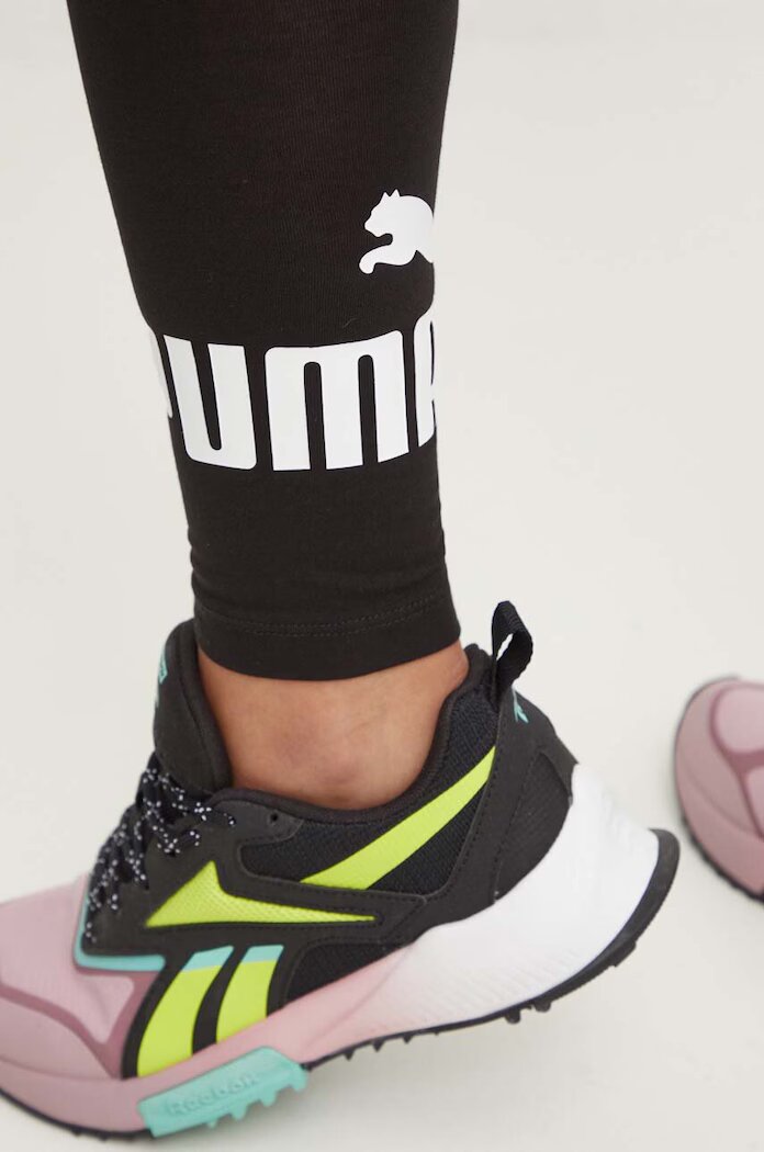 Puma Клин за трениране 586832 дамско в черно с изчистен дизайн 586828 586832
