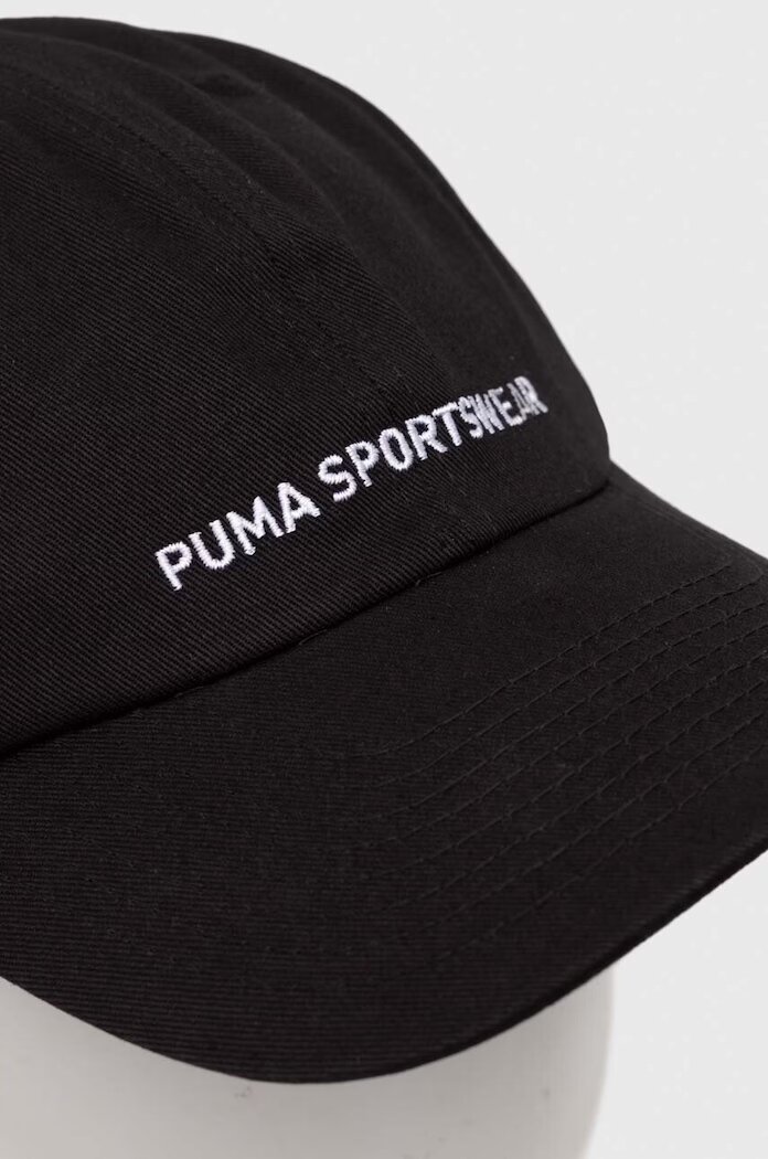 Puma Памучна шапка с козирка в черно с апликация 24605 24036