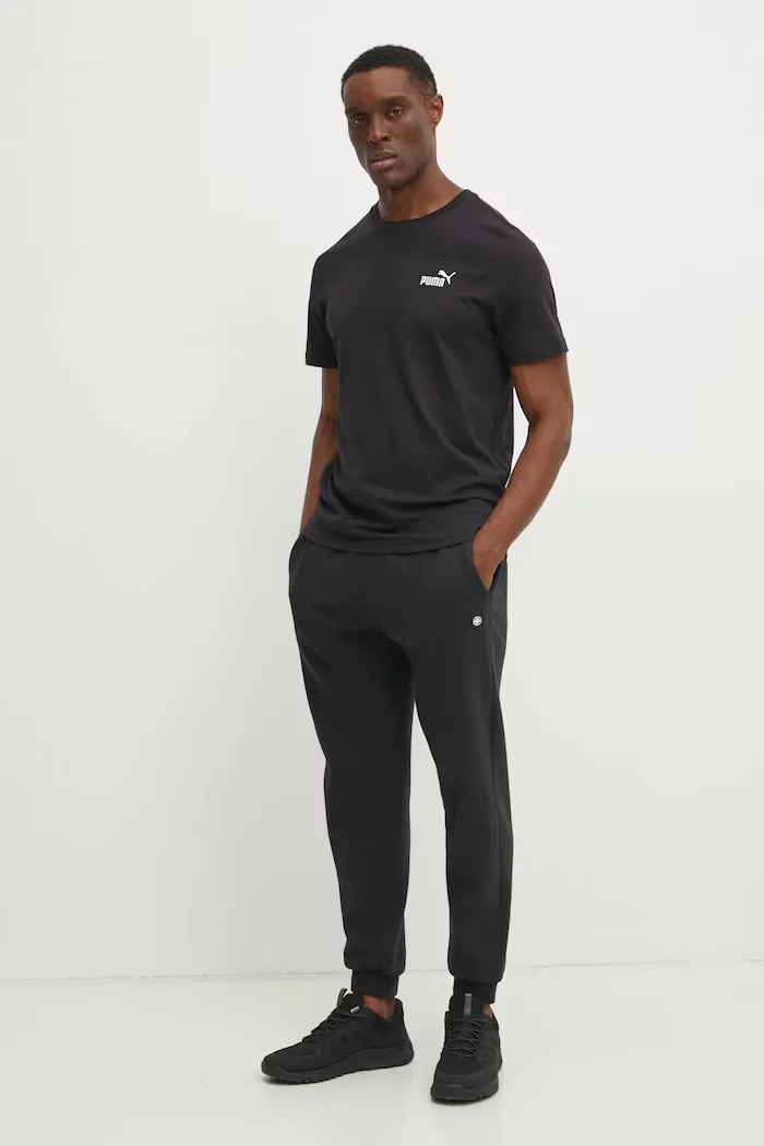 Puma Памучна тениска Essential Logo в черно с апликация 682534
