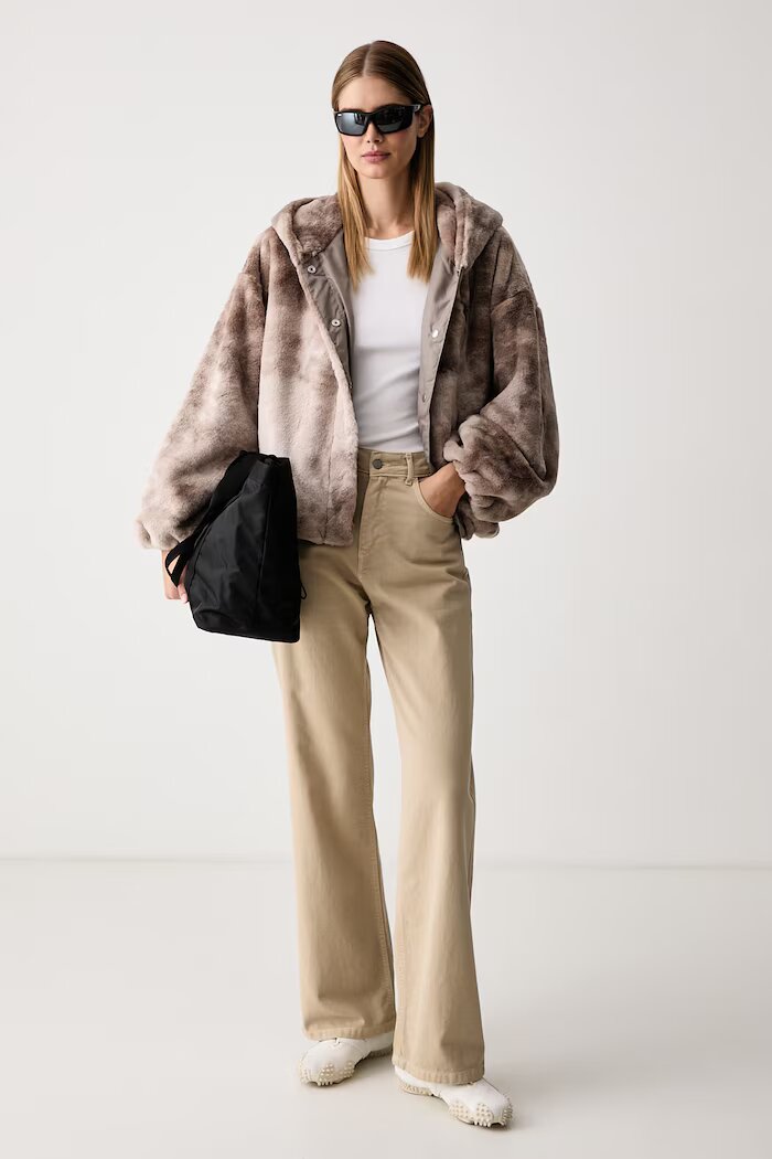 Puma яке дамско Street Glam бежово 637142