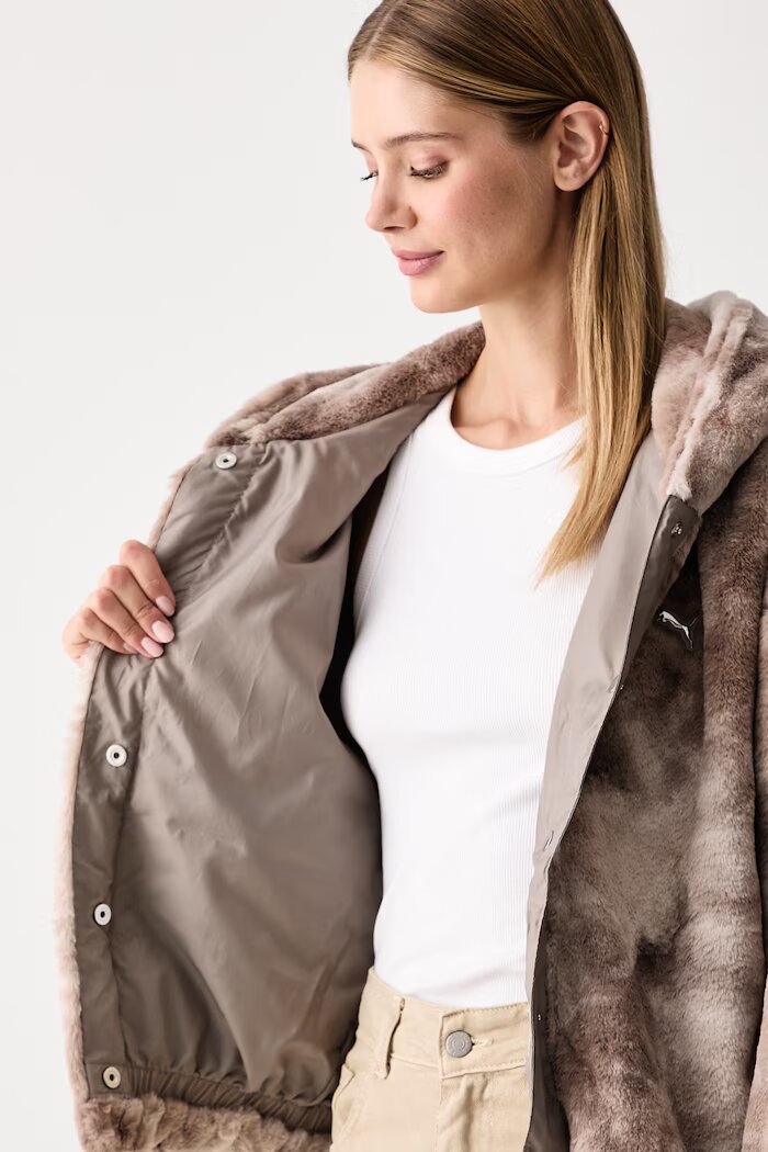 Puma яке дамско Street Glam бежово 637142