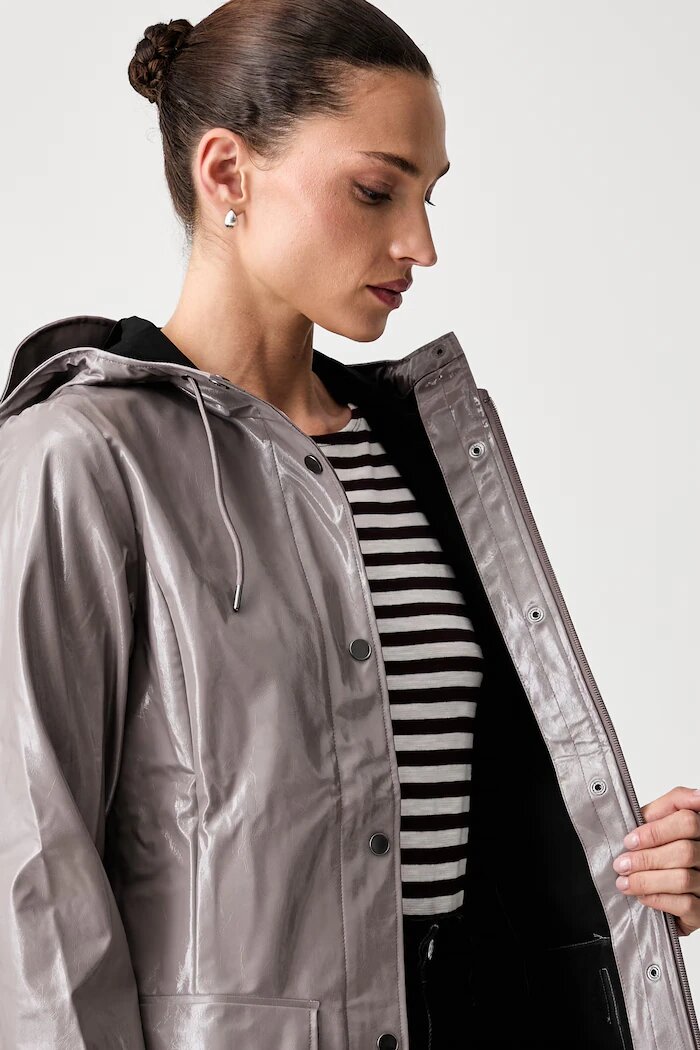 Rains преходно яке Curve Long Jacket W3 кафяво 18130