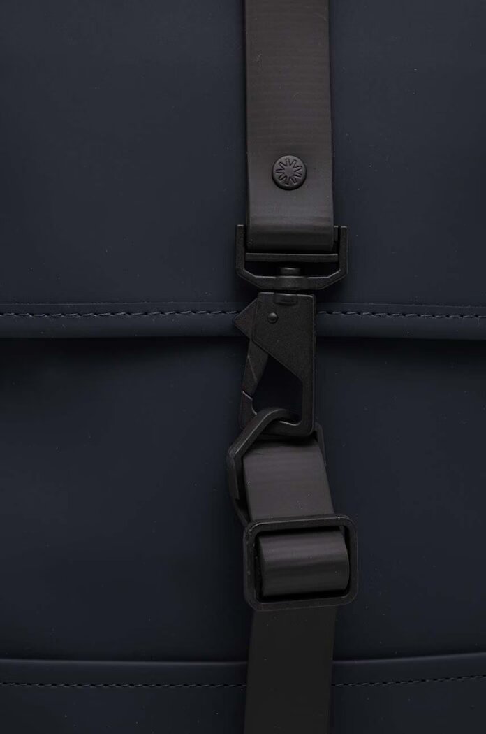 Rains Раница 13020 Backpacks в тъмносиньо голям размер с изчистен дизайн