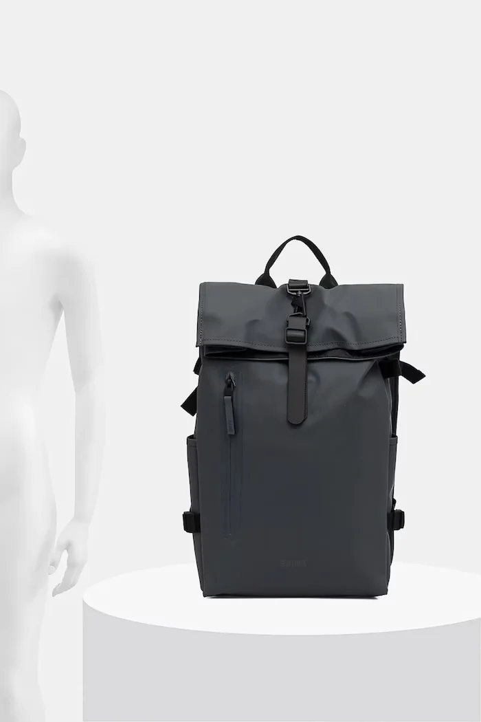 Rains Раница 14590 Rolltop Rucksack Large W3 в сиво голям размер с изчистен дизайн 14590