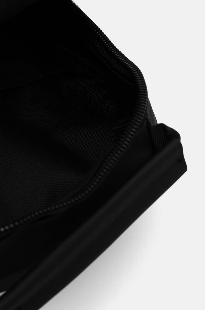 Rains Раница Book Daypack Mini W3 в черно малък размер с изчистен дизайн 13690-01
