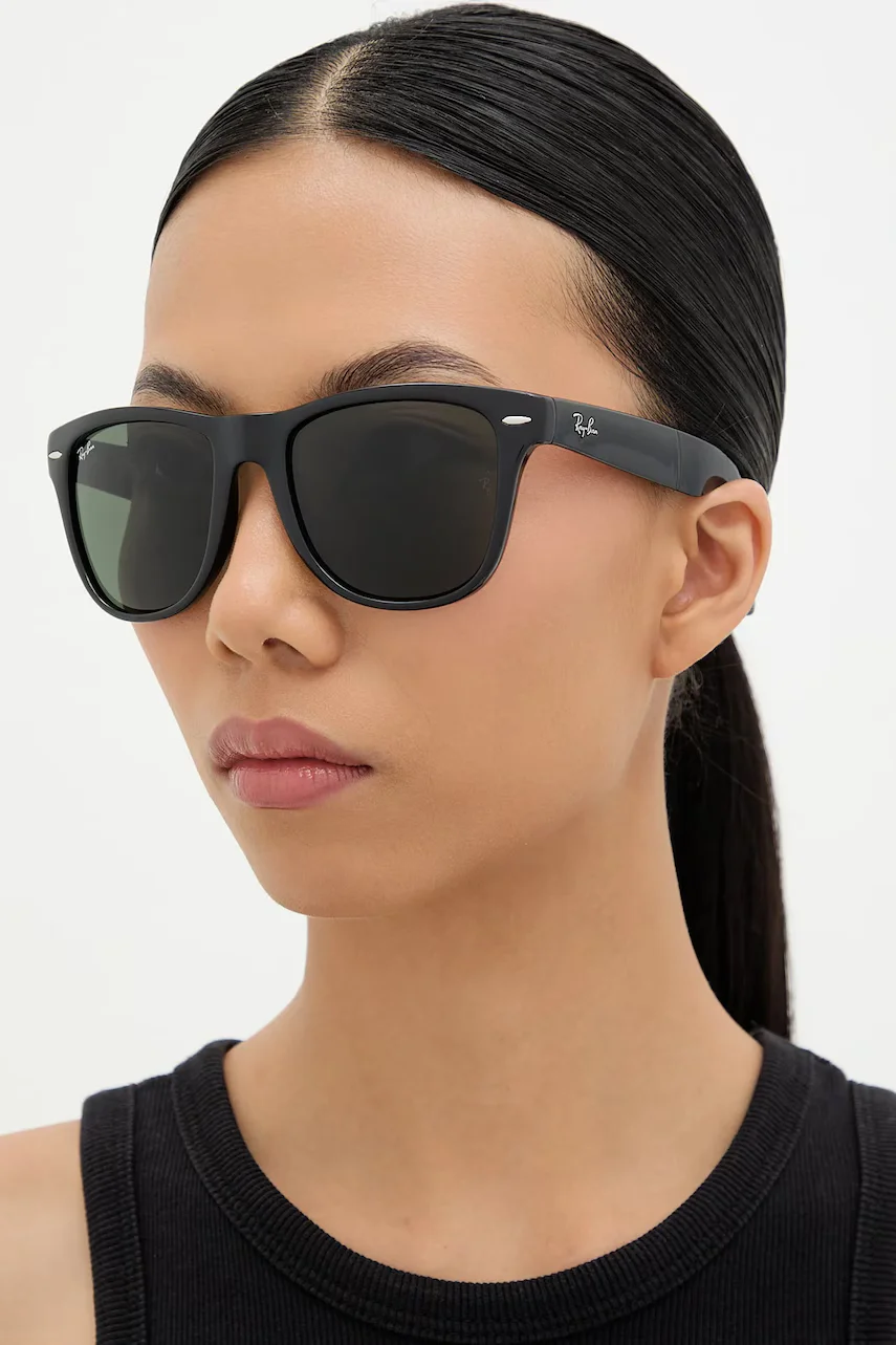 Ray-Ban Очила RB4105.601.54 FOLDING WAYFARER