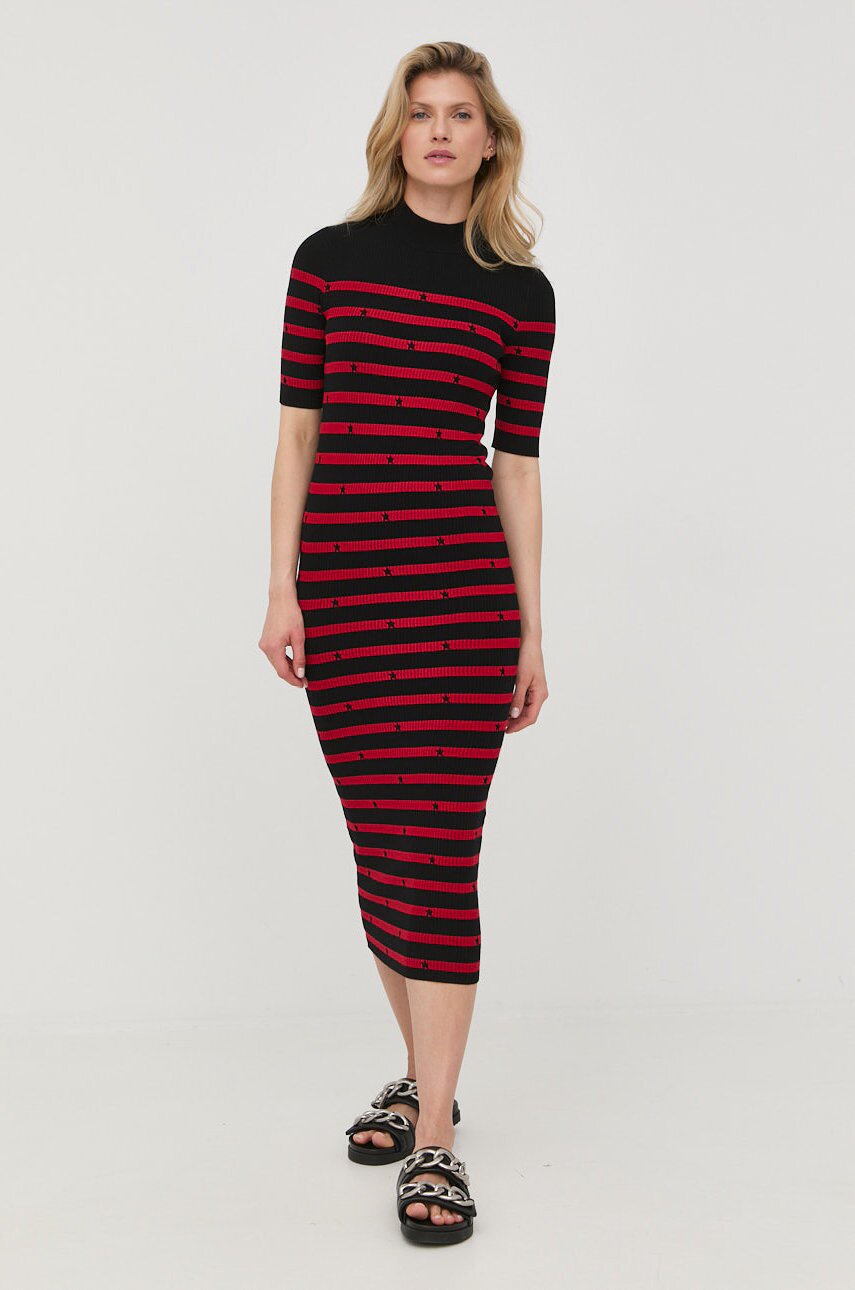 Red Valentino Рокля