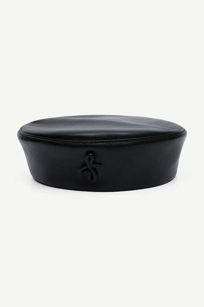 RUSLAN BAGINSKIY шапка дамска от кожа Leather Pillbox Hat черна MMM033-L-PLRB