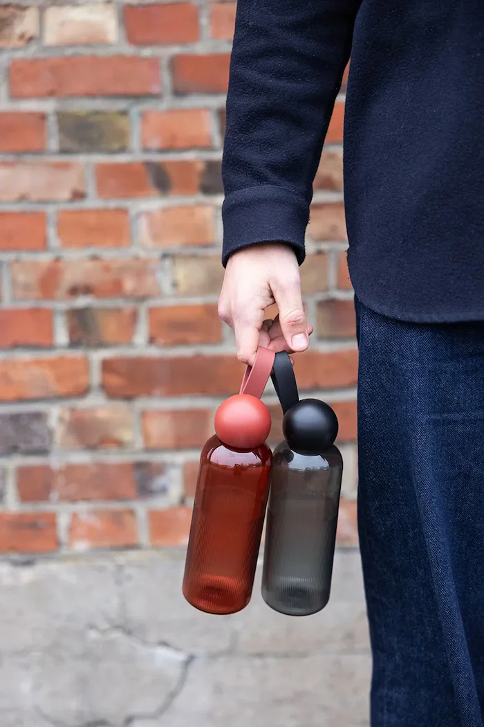 Sagaform Бутилка за вода Ture 600 ml в червено