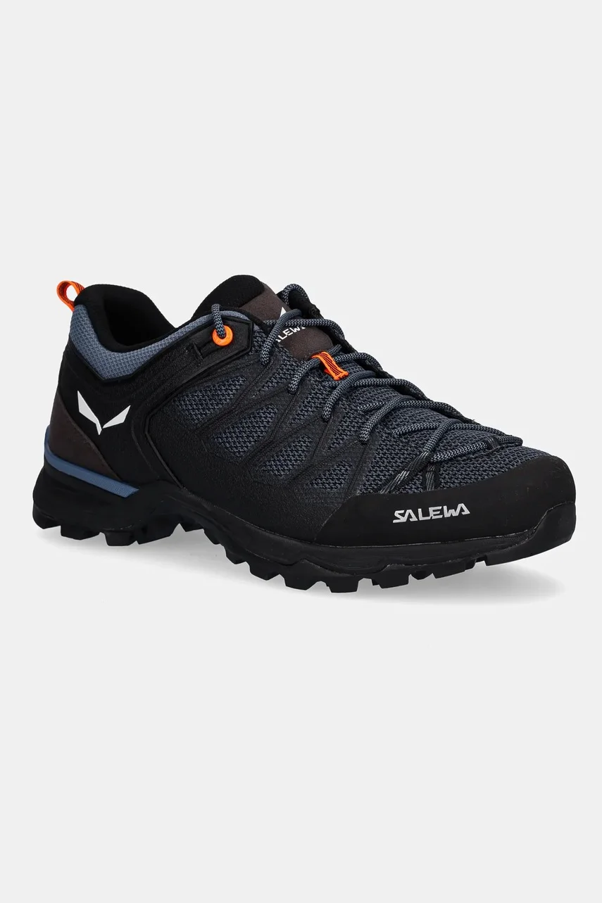 Salewa обувки
