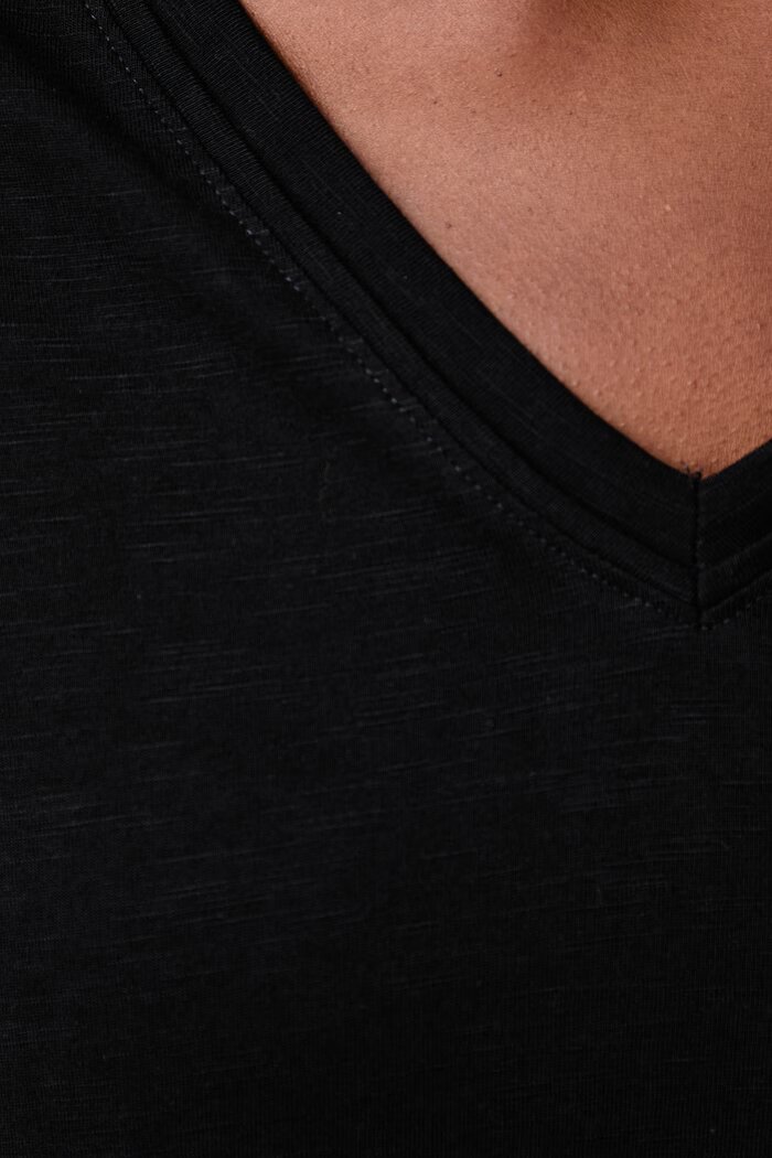 Sisley тениска basic дамска с модал черна 3TNHL108E