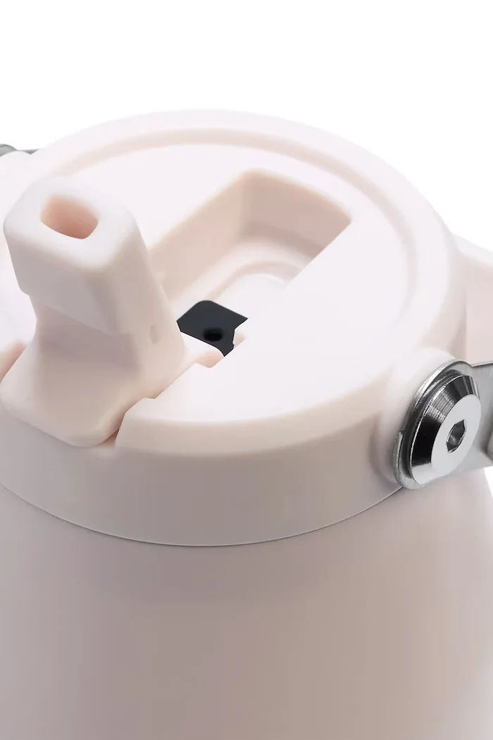 Stanley Термобутилка The IceFlow™ Bottle Flip Straw 2.0 106 L в розово