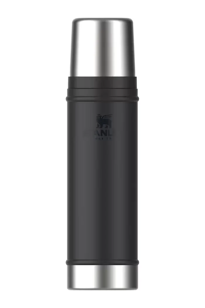 Stanley Термобутилка The Legendary Classic Bottle 06 l в черно