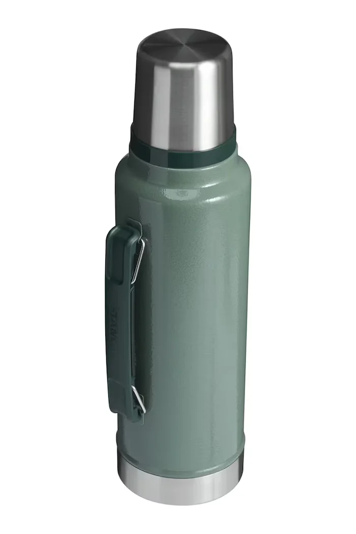Stanley Термобутилка The Legendary Classic Bottle 14 l в зелено