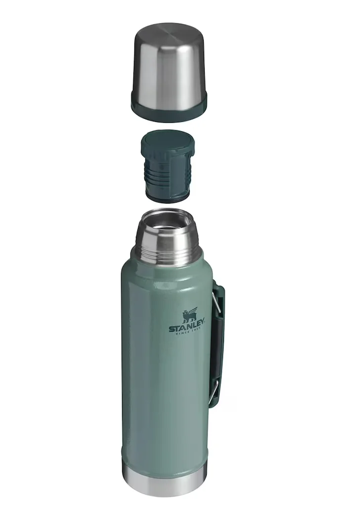 Stanley Термобутилка The Legendary Classic Bottle 14 l в зелено