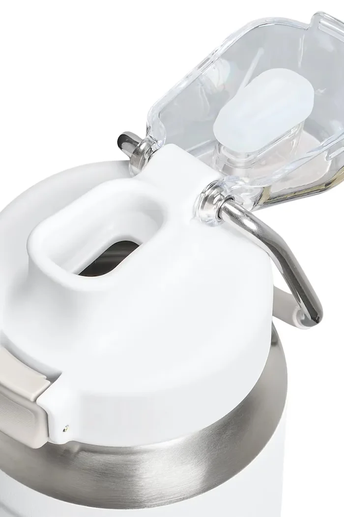 Stanley Термобутилка The Wellspring Bottle 07 l в бяло