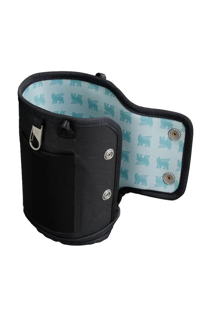 Stanley Термочанта The All-Day Quencher Carry-All 118 l в черно