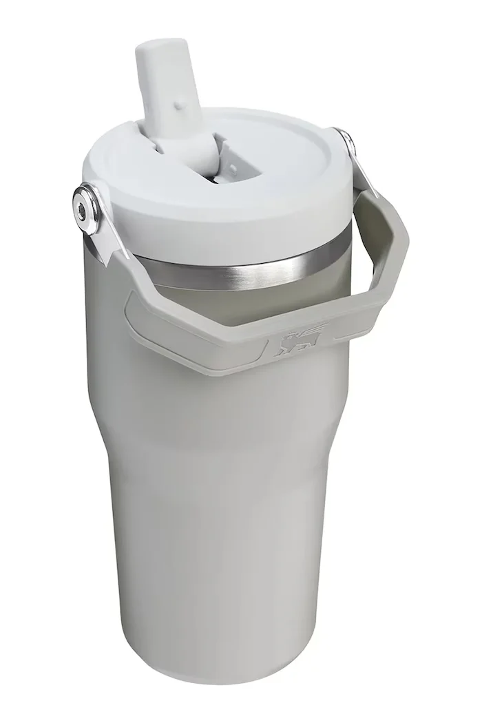Stanley Термочаша The IceFlow™ Flip Straw 2.0 Tumbler 06 L в бежово