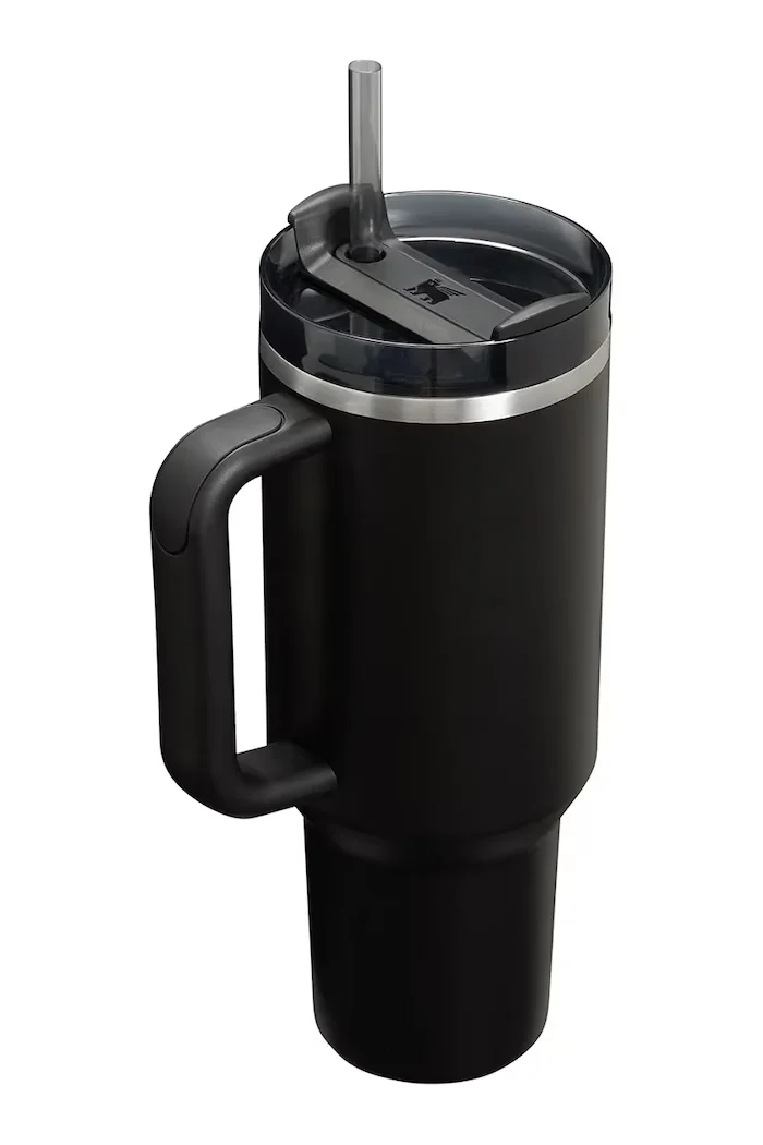 Stanley Термочаша The Quencher H2.O FlowState™ Tumbler 118 l в черно