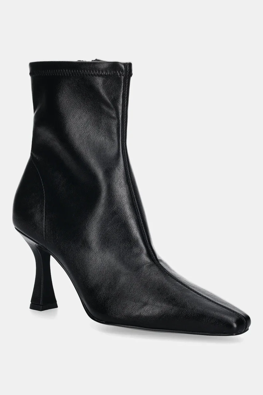 Steve Madden Боти Freida