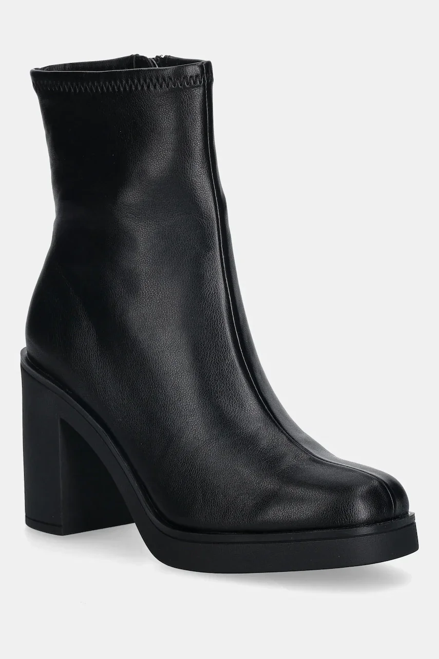 Steve Madden Боти Mesmerize