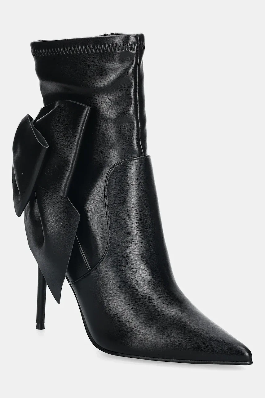 Steve Madden Боти Saline