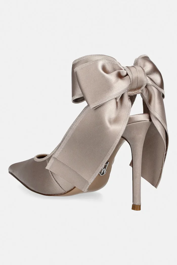 Steve Madden Обувки с тънък ток Teacup в бежово 11004931