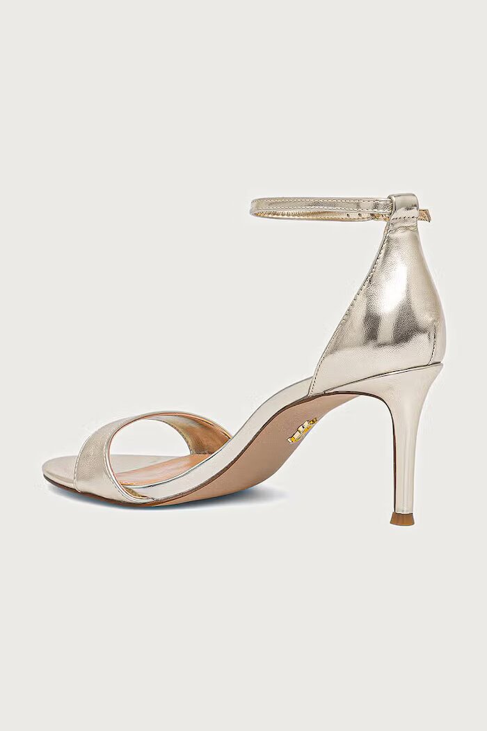 Steve Madden сандали с висок ток Necy златни 11005710