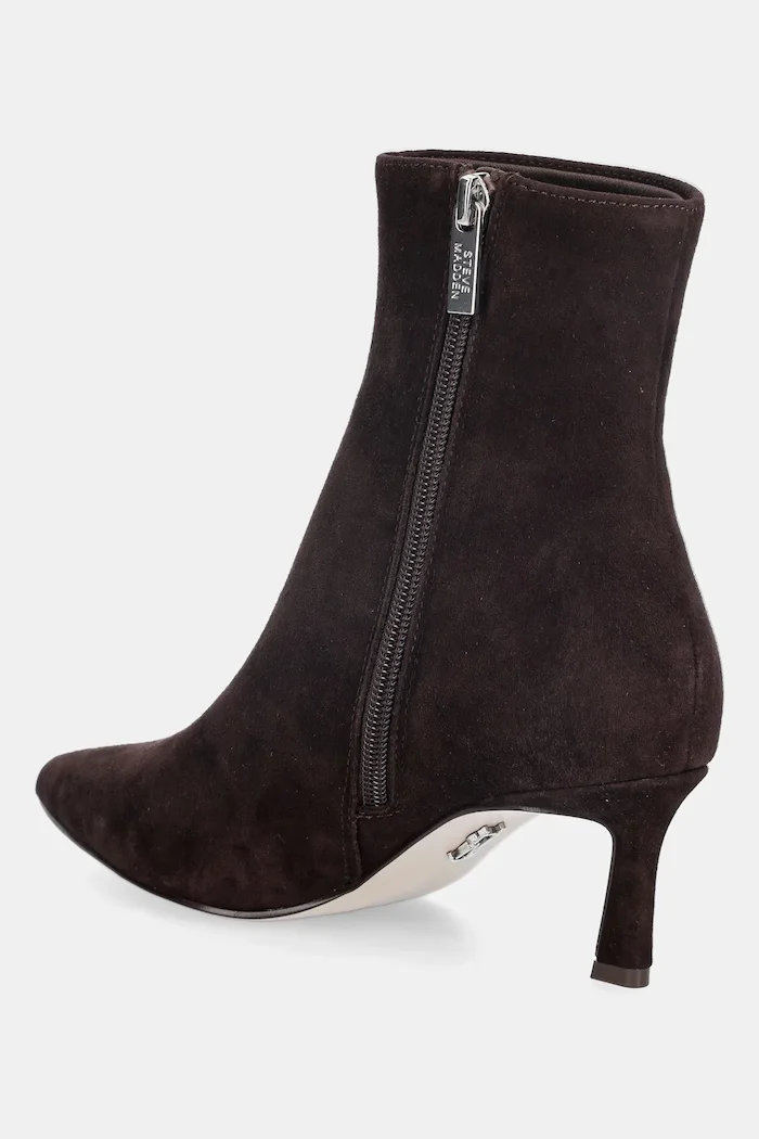 Steve Madden Велурени боти Lulah в кафяво с тънък ток 11003282