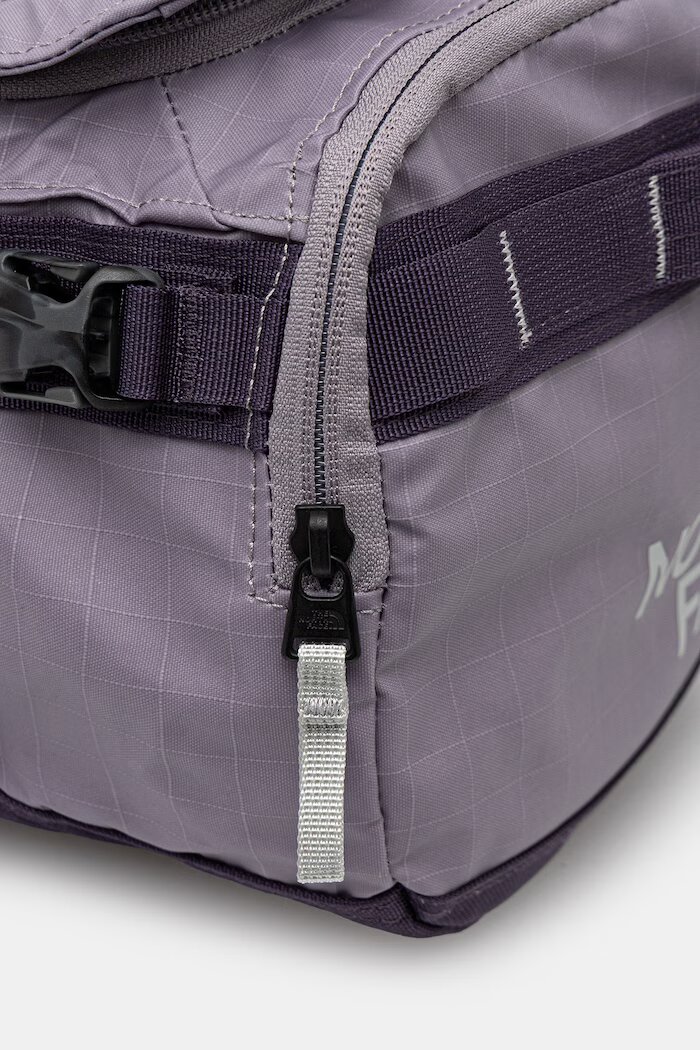 The North Face чанта Base Camp Voyager Duffel 32L виолетова NF0A52RRN8R1