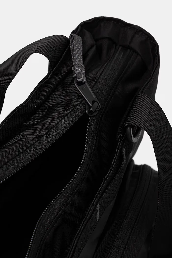 The North Face Чанта Base Camp Voyager в черно NF0A81BMKT01