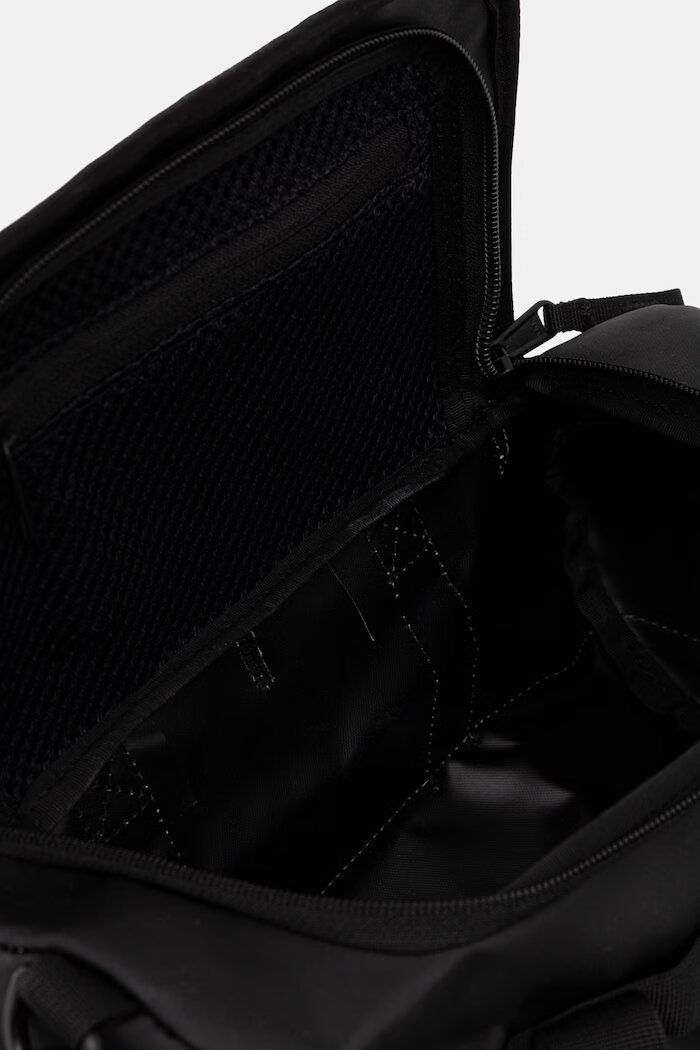The North Face чанта crossbody дамска Base Camp Duffel черна NF0A8GJ8KT01
